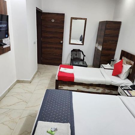 Hotel Aerotech Suite Нью-Дели Экстерьер фото