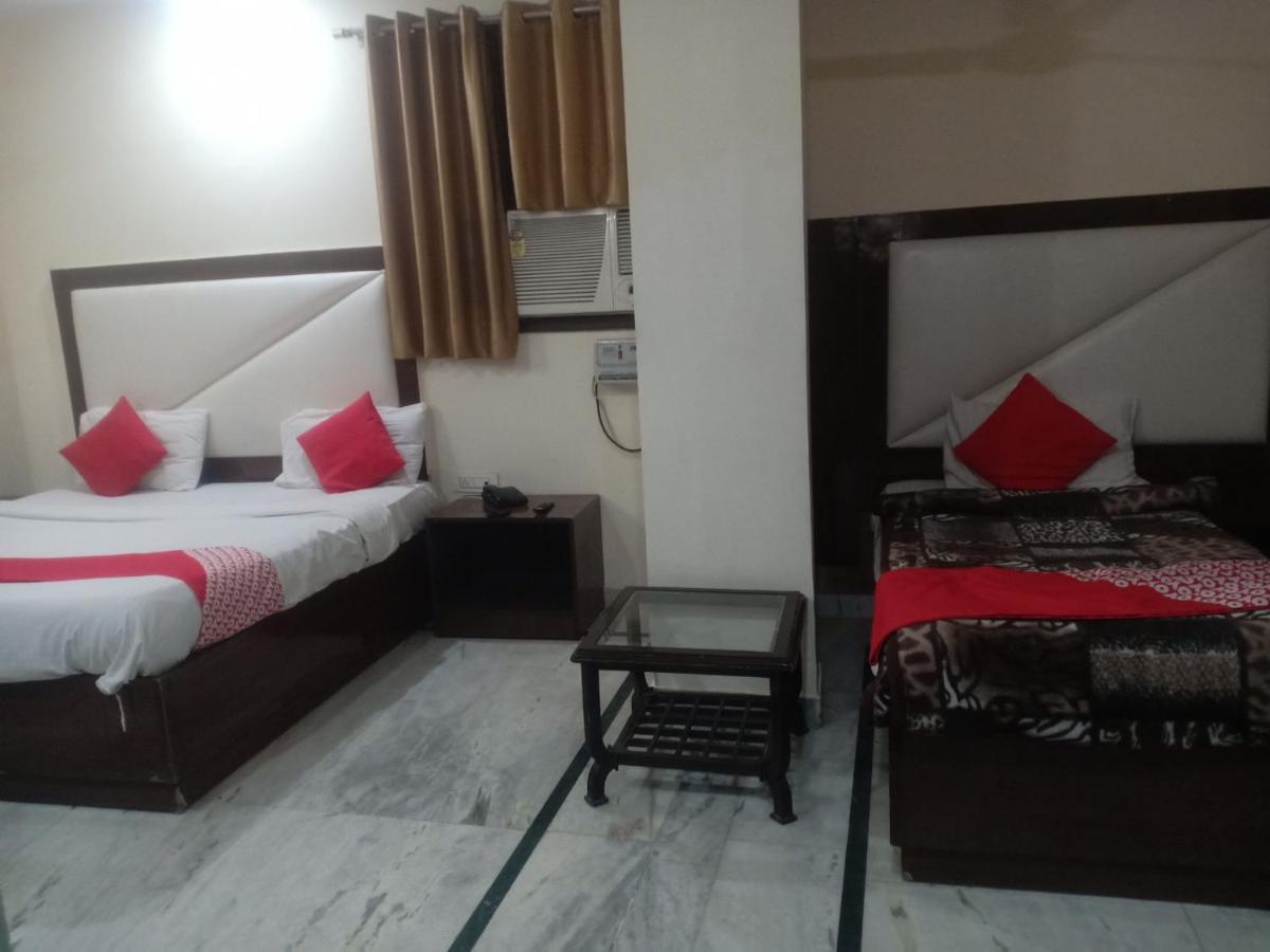 Hotel Aerotech Suite Нью-Дели Экстерьер фото