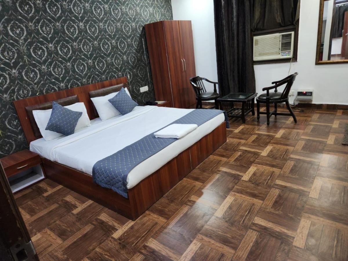 Hotel Aerotech Suite Нью-Дели Экстерьер фото